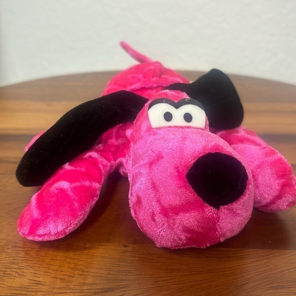 vintage six flags  over texas small pink  plush stuffed animal